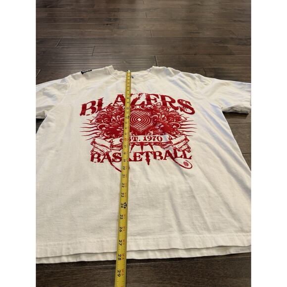 UNK Mens White NBA Portland Trailblazers EST. 1970 Basketball T-Shirt Size XL - Picture 6 of 7